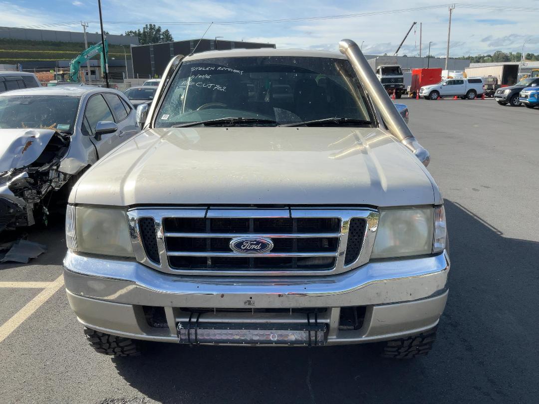 Photo '6' of Ford Courier TD XLX CR W/S