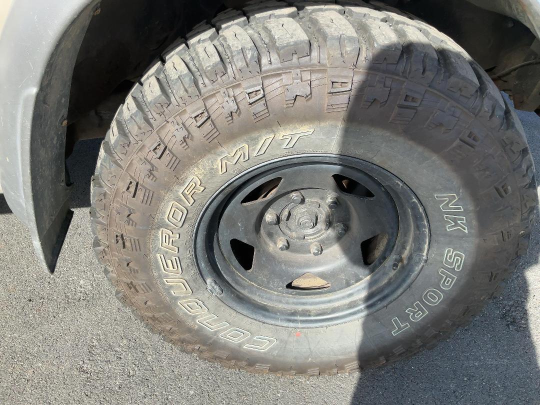 Photo '10' of Ford Courier TD XLX CR W/S