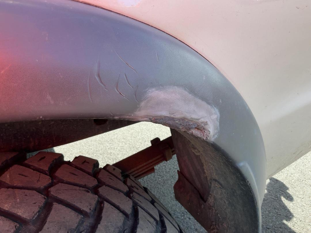 Photo '13' of Ford Courier TD XLX CR W/S