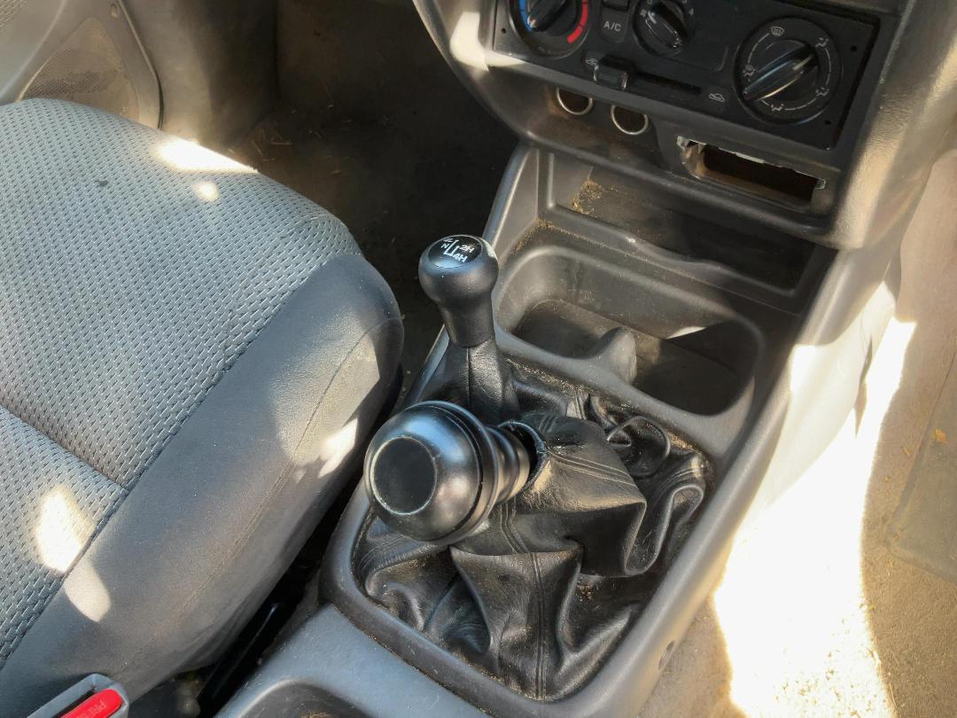 Photo '20' of Ford Courier TD XLX CR W/S