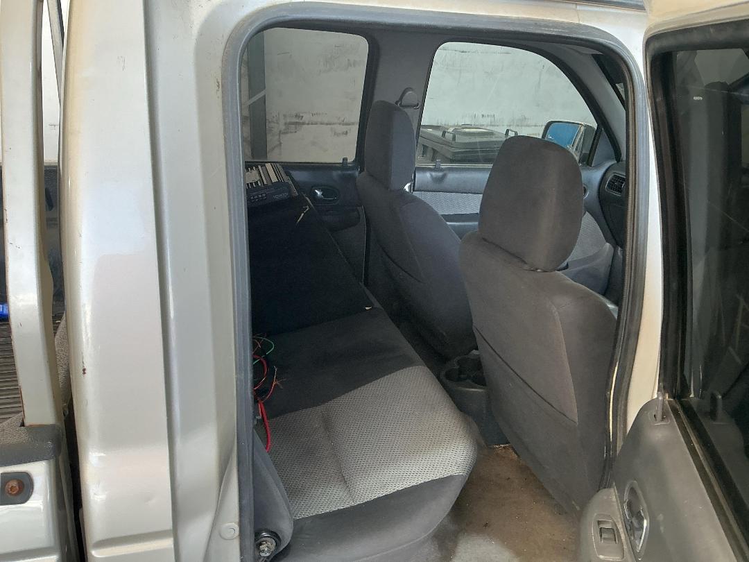 Photo '22' of Ford Courier TD XLX CR W/S