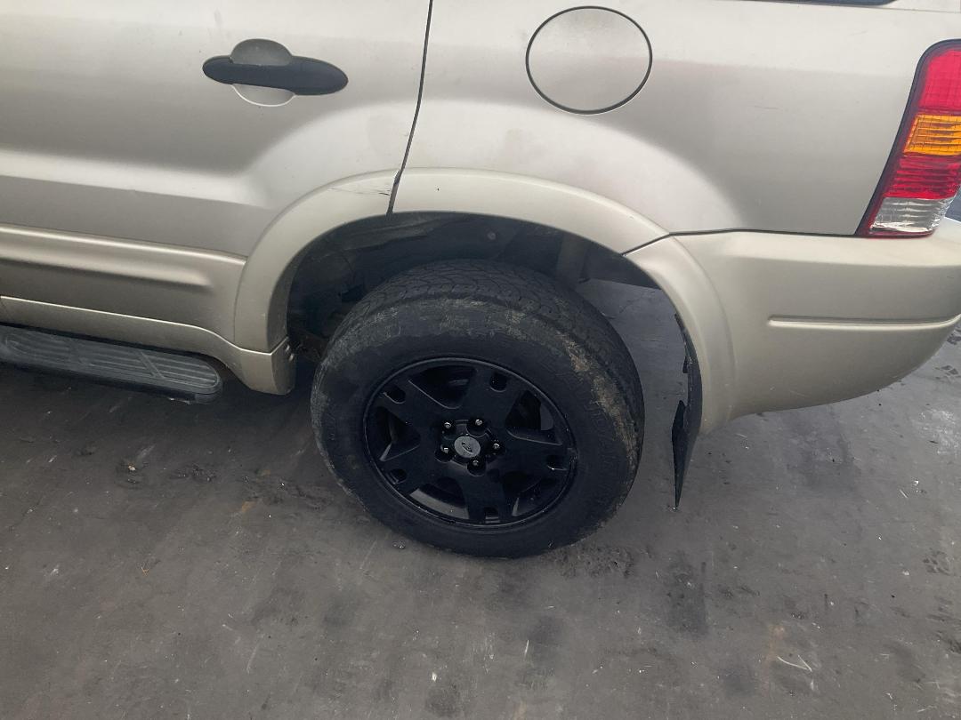 Photo '9' of Ford Escape XLT Photo '9' of Ford Escape XLT