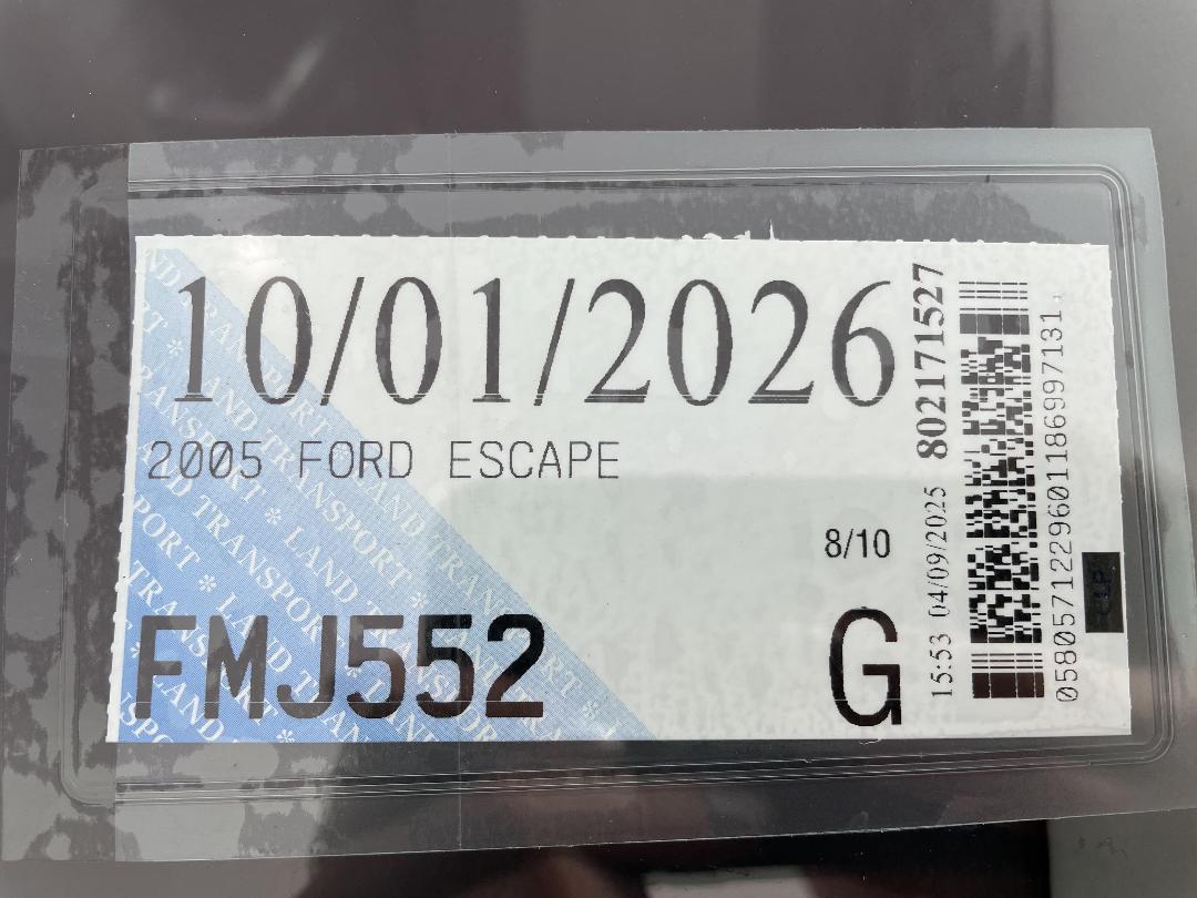 Photo '24' of Ford Escape