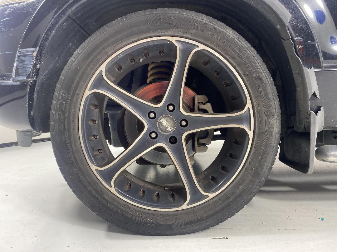 Photo '10' of Ford Explorer