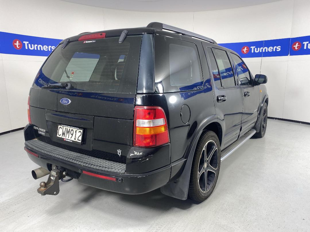 Photo '7' of Ford Explorer