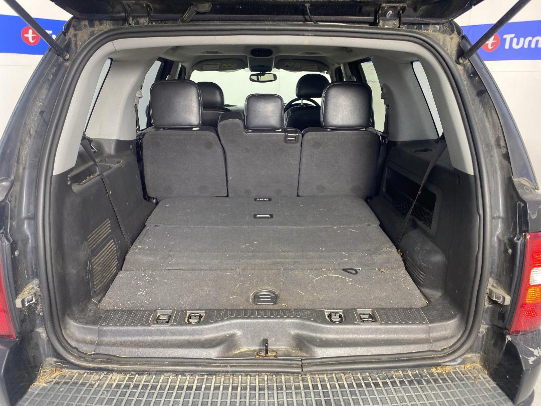 Photo '14' of Ford Explorer