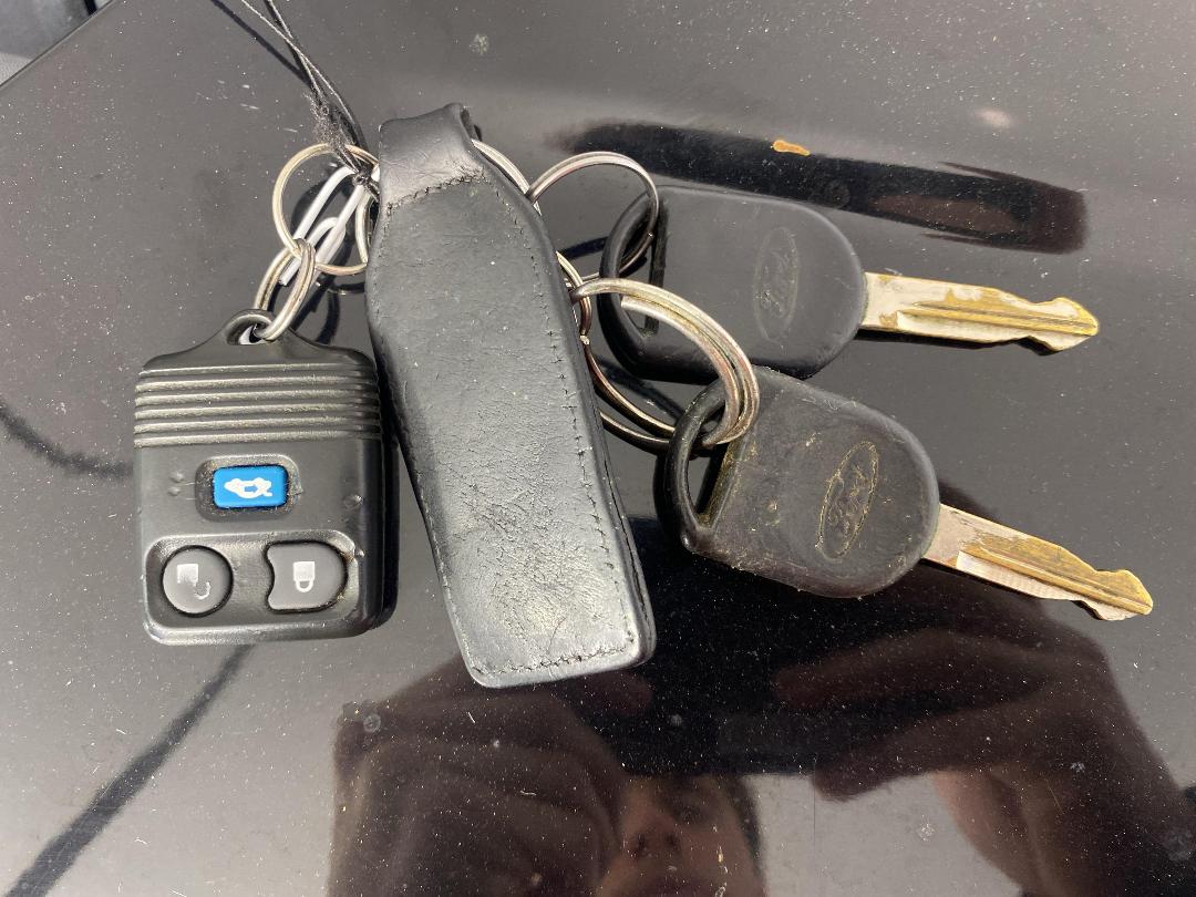 Photo '22' of Ford Explorer