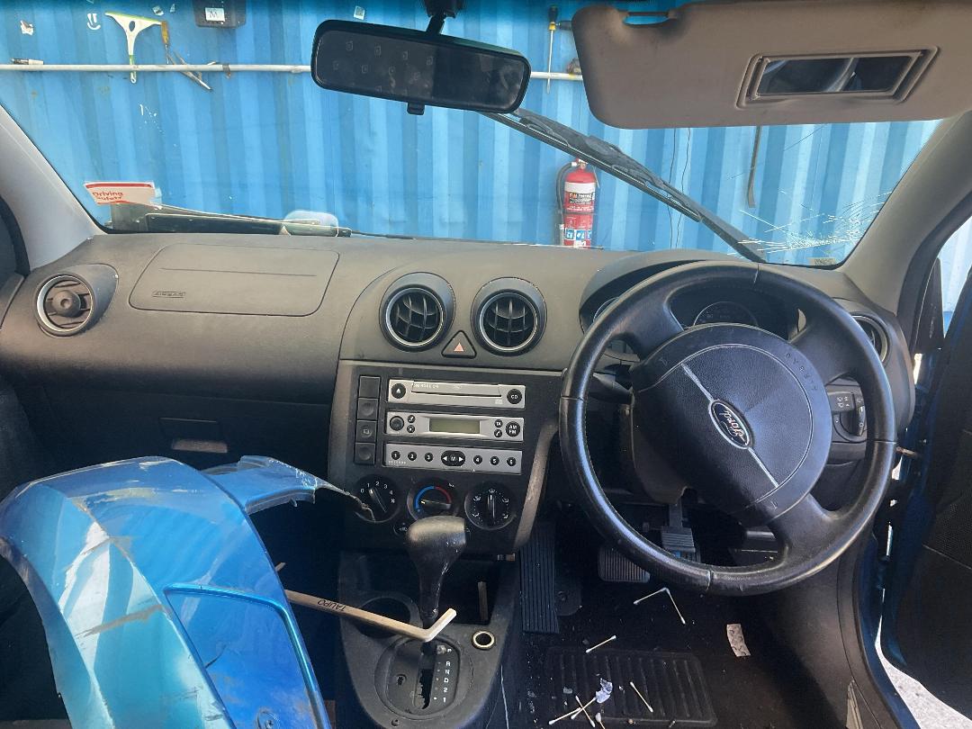 Photo '21' of Ford Fiesta Photo '21' of Ford Fiesta