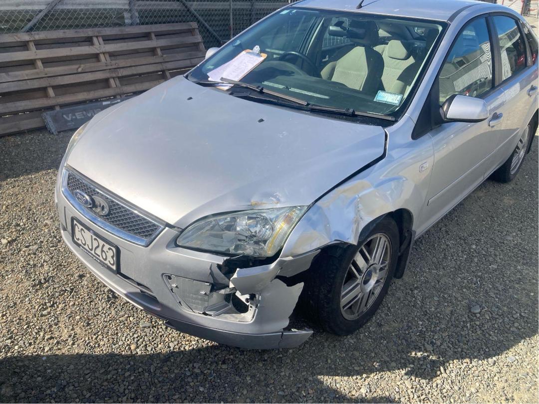 Photo '5' of Ford Focus Ghia