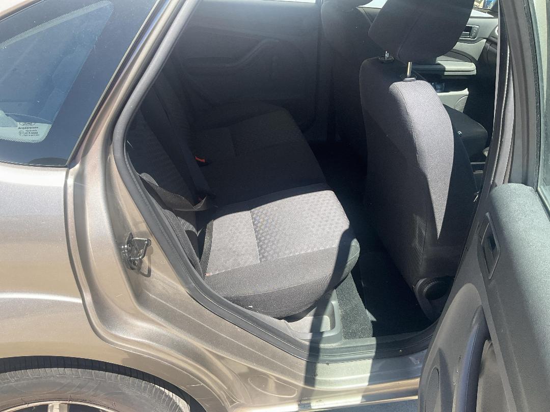 Photo '12' of Ford Focus