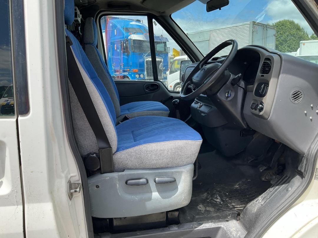 Photo '11' of Ford Transit 330 SWB TD Motorhome Photo '11' of Ford Transit 330 SWB TD Motorhome