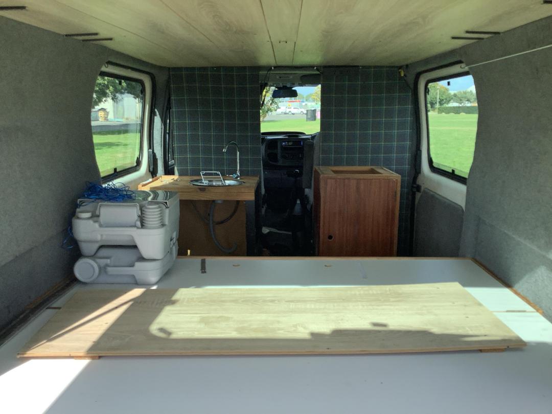 Photo '22' of Ford Transit 330 SWB TD Motorhome Photo '22' of Ford Transit 330 SWB TD Motorhome