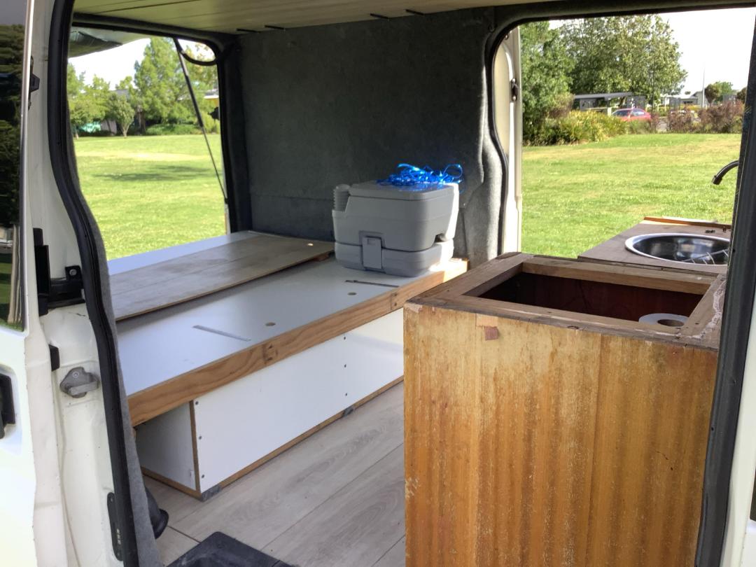 Photo '33' of Ford Transit 330 SWB TD Motorhome Photo '33' of Ford Transit 330 SWB TD Motorhome
