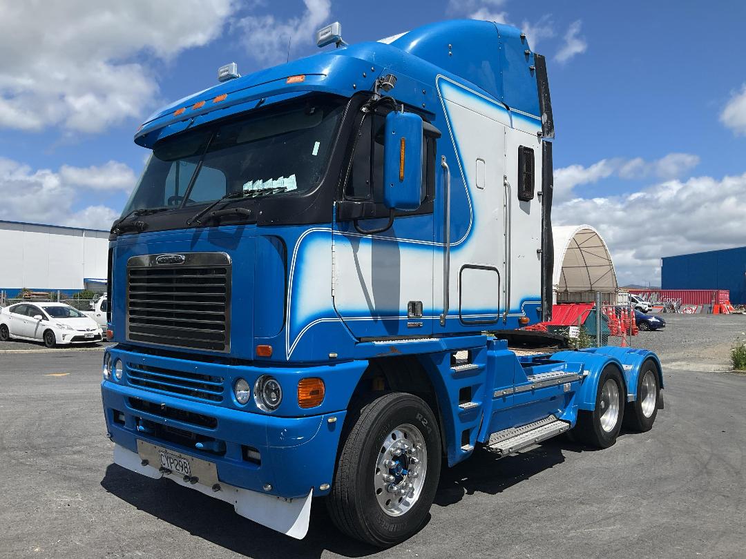 Photo '9' of Freightliner Argosy SSB Tractor Unit Photo '9' of Freightliner Argosy SSB Tractor Unit