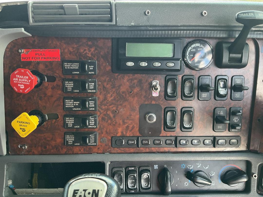 Photo '19' of Freightliner Argosy SSB Tractor Unit Photo '19' of Freightliner Argosy SSB Tractor Unit