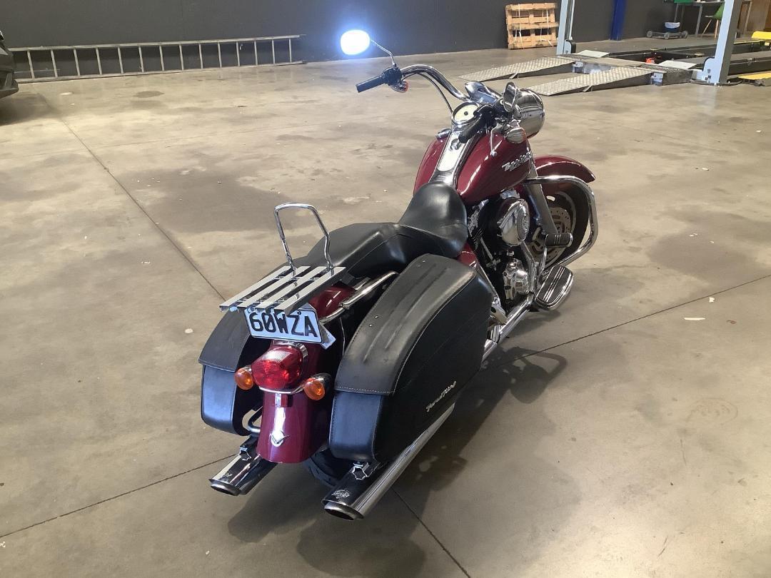 Photo '9' of Harley Davidson ROAD KING 06 INJECTED CUSTOM Photo '9' of Harley Davidson ROAD KING 06 INJECTED CUSTOM