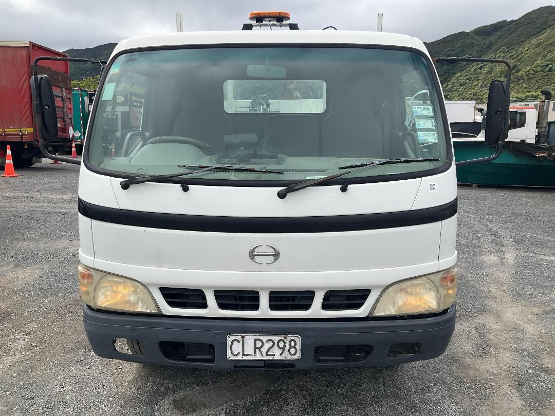 Photo '11' of Hino Dutro XZU424R Tipper