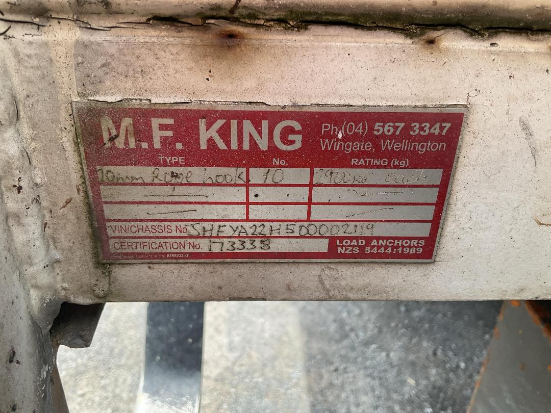 Photo '28' of Hino Dutro XZU424R Tipper