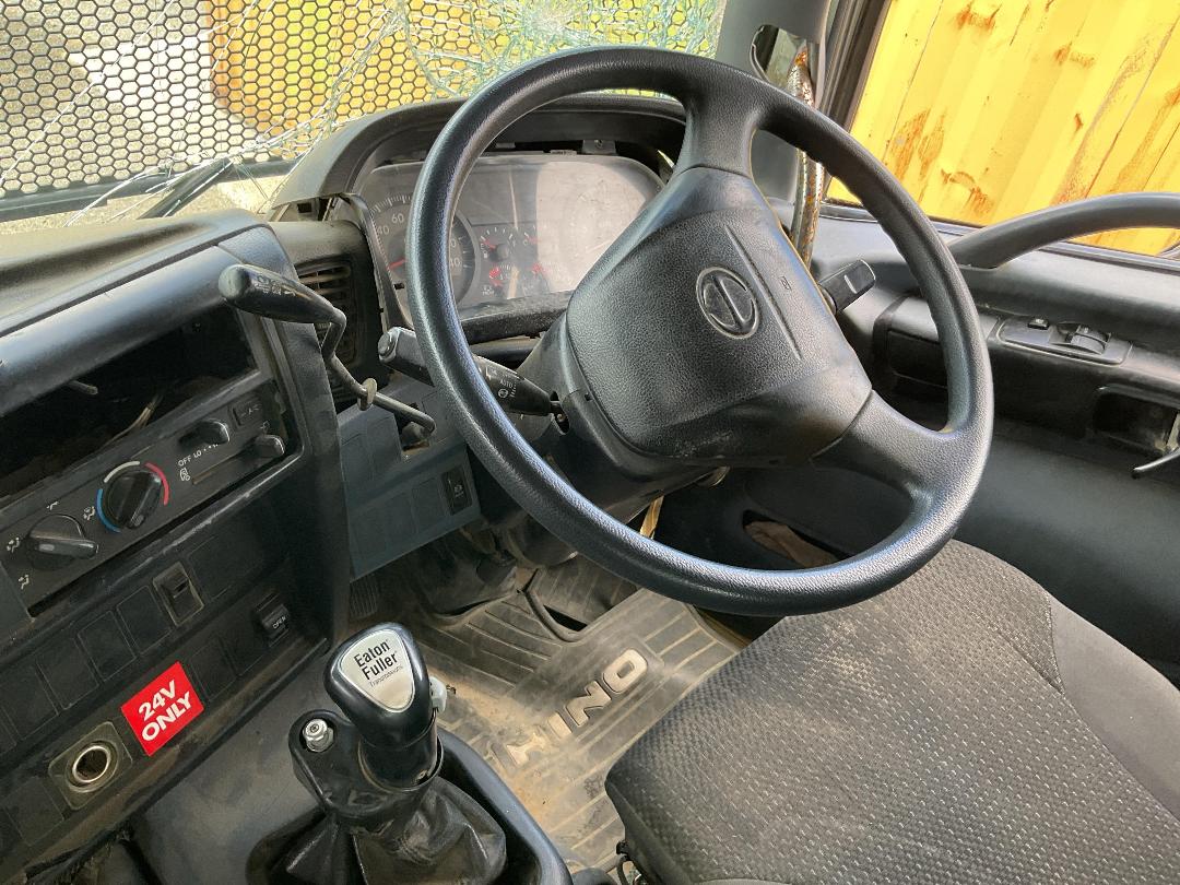 Photo '14' of Hino FS 2413 Other Truck