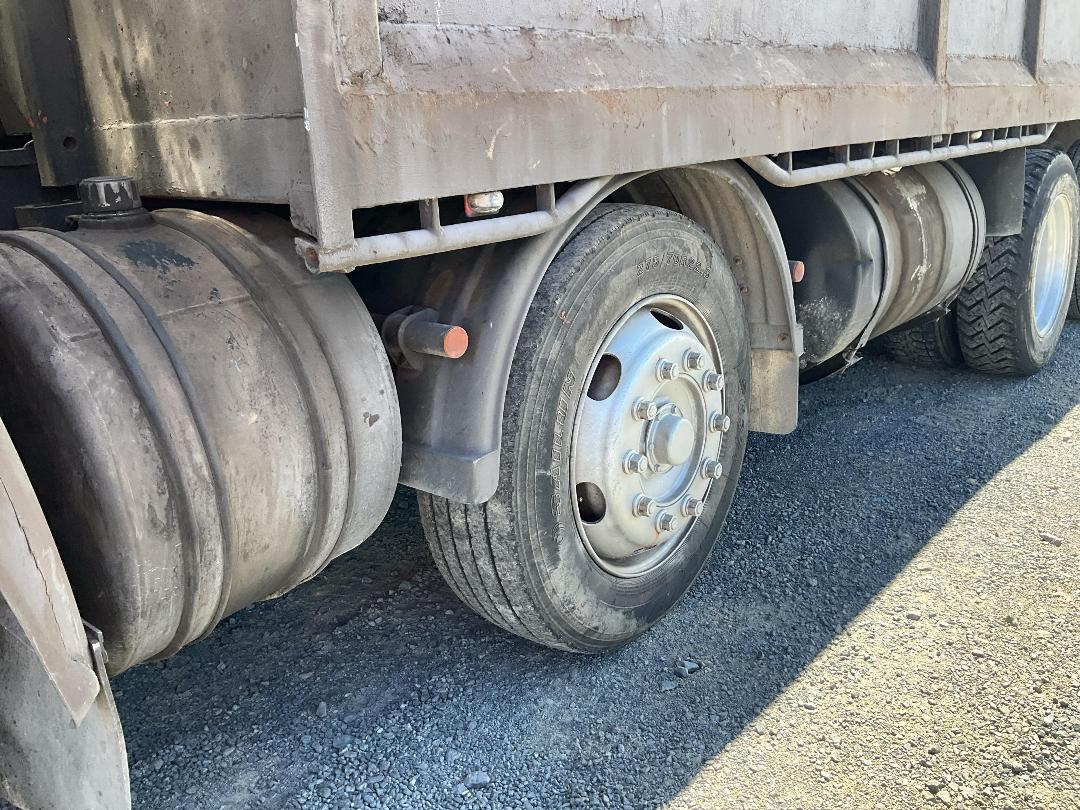 Photo '21' of HINO FY 1EUPG-WPN Tipper Photo '21' of HINO FY 1EUPG-WPN Tipper