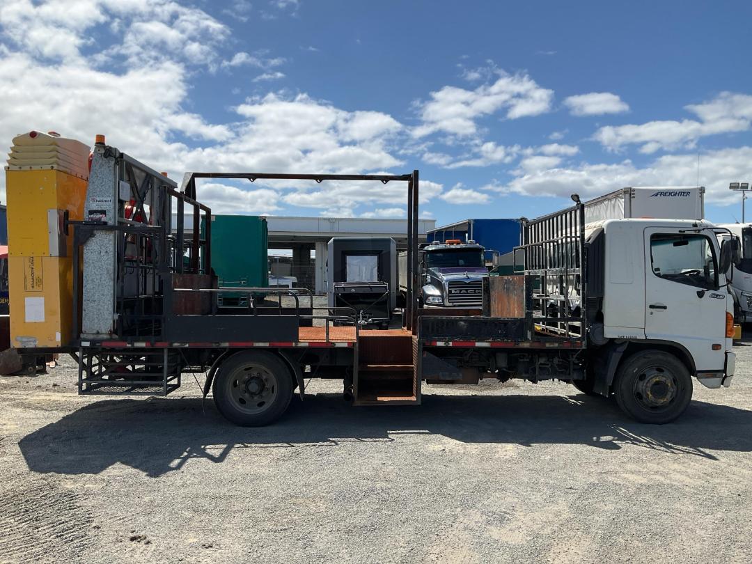 Photo '3' of Hino GD PA-HAU Traffic Management