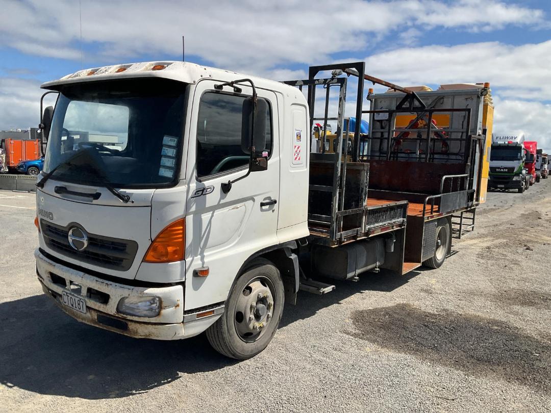 Photo '9' of Hino GD PA-HAU Traffic Management