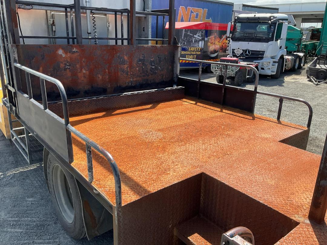 Photo '17' of Hino GD PA-HAU Traffic Management