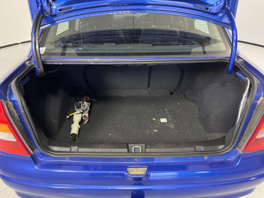 Photo '13' of Holden Astra Photo '13' of Holden Astra