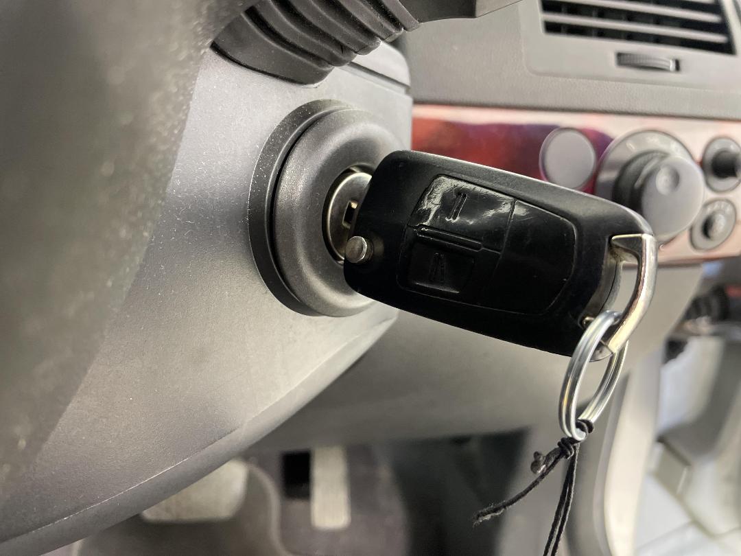 Photo '20' of Holden Astra CDX