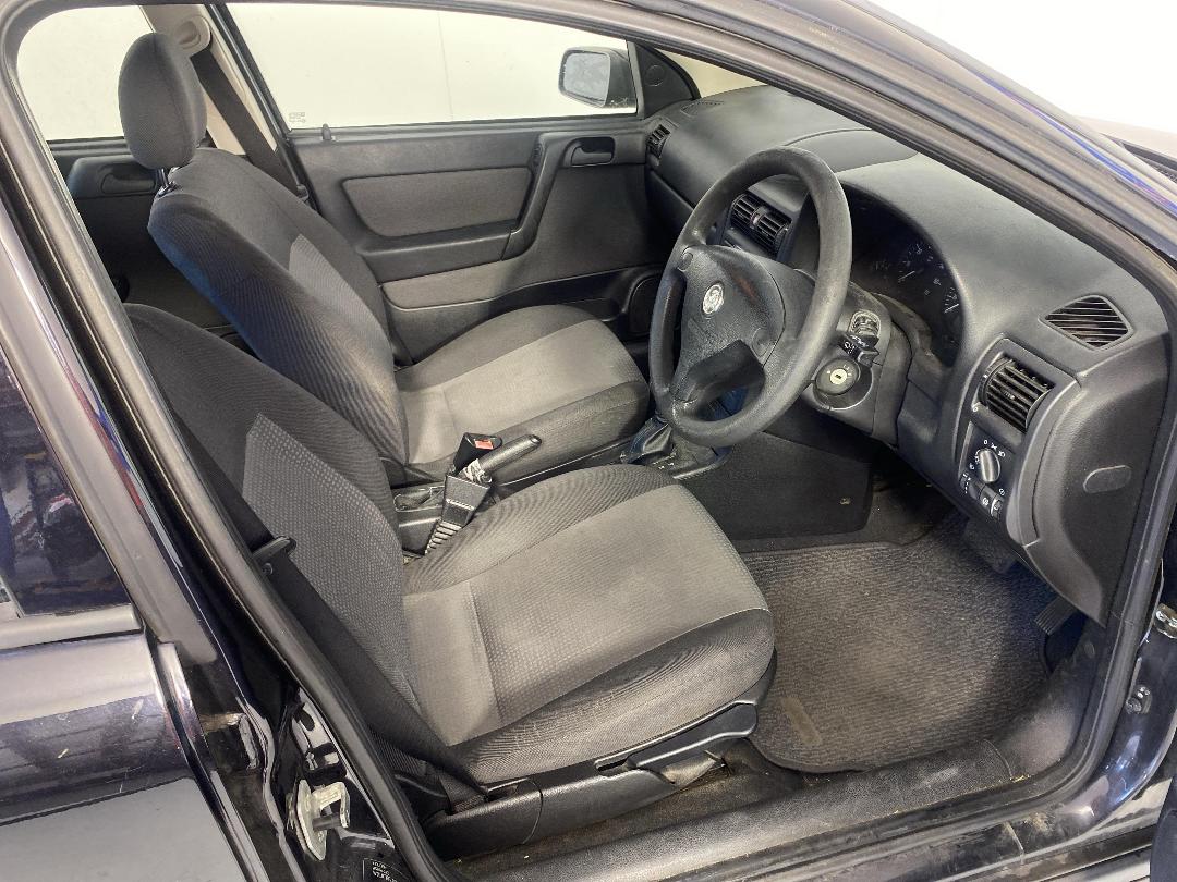 Photo '16' of Holden Astra Photo '16' of Holden Astra