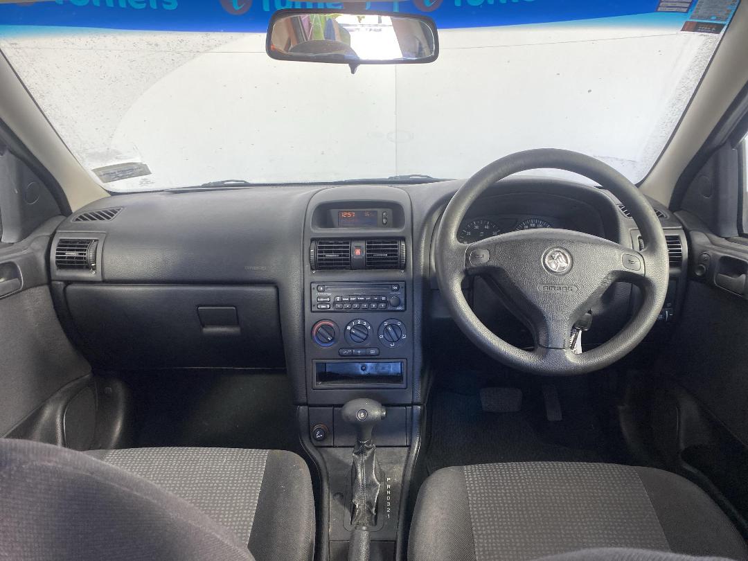 Photo '17' of Holden Astra Photo '17' of Holden Astra