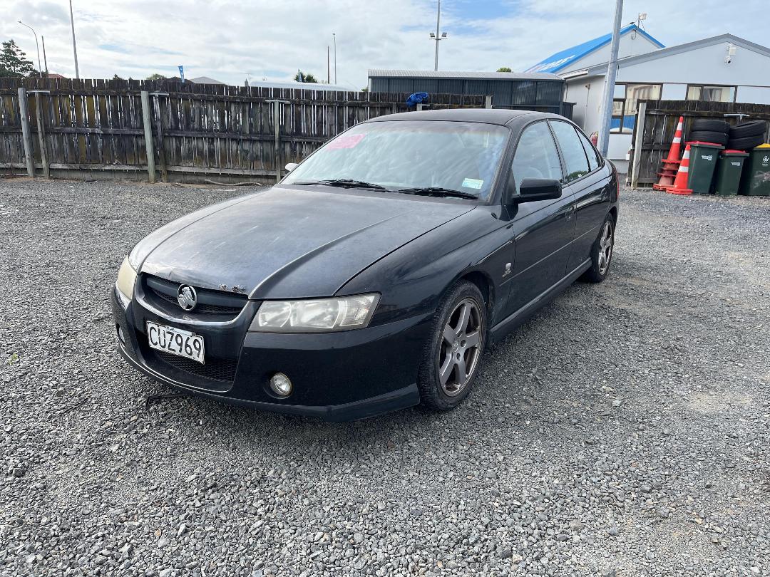Photo '3' of Holden Commodore S V6