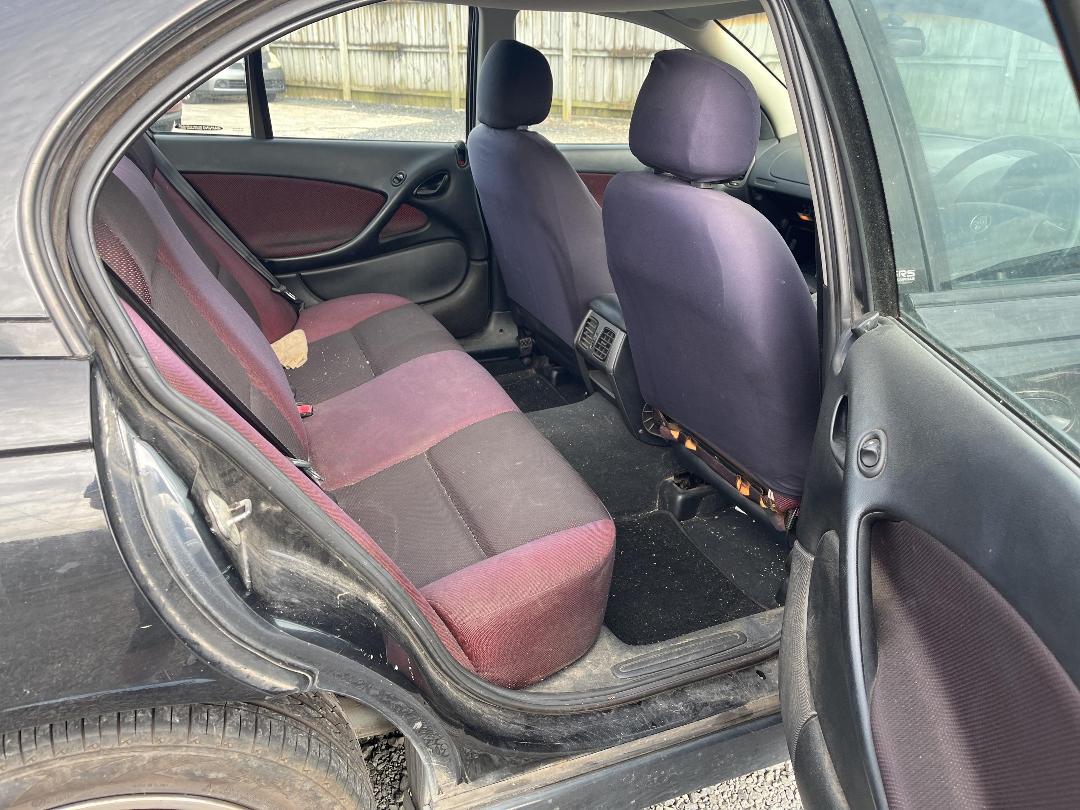 Photo '14' of Holden Commodore S V6