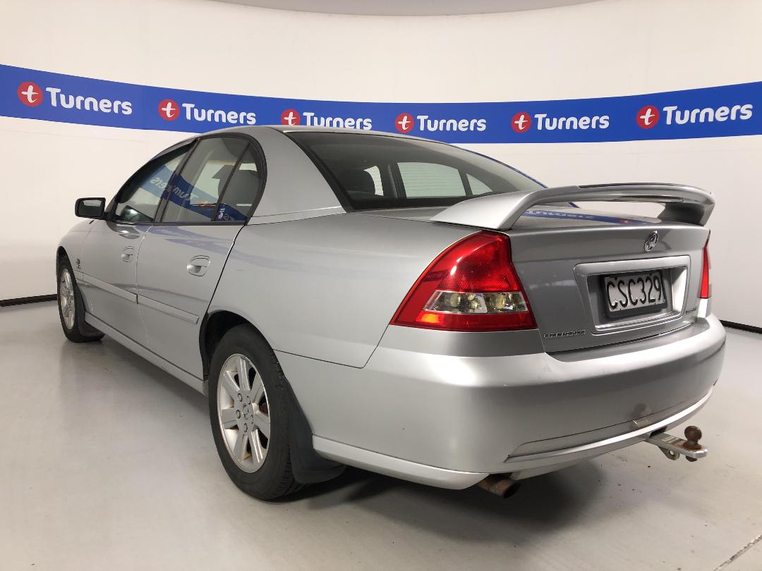 Photo '10' of Holden Commodore Exec