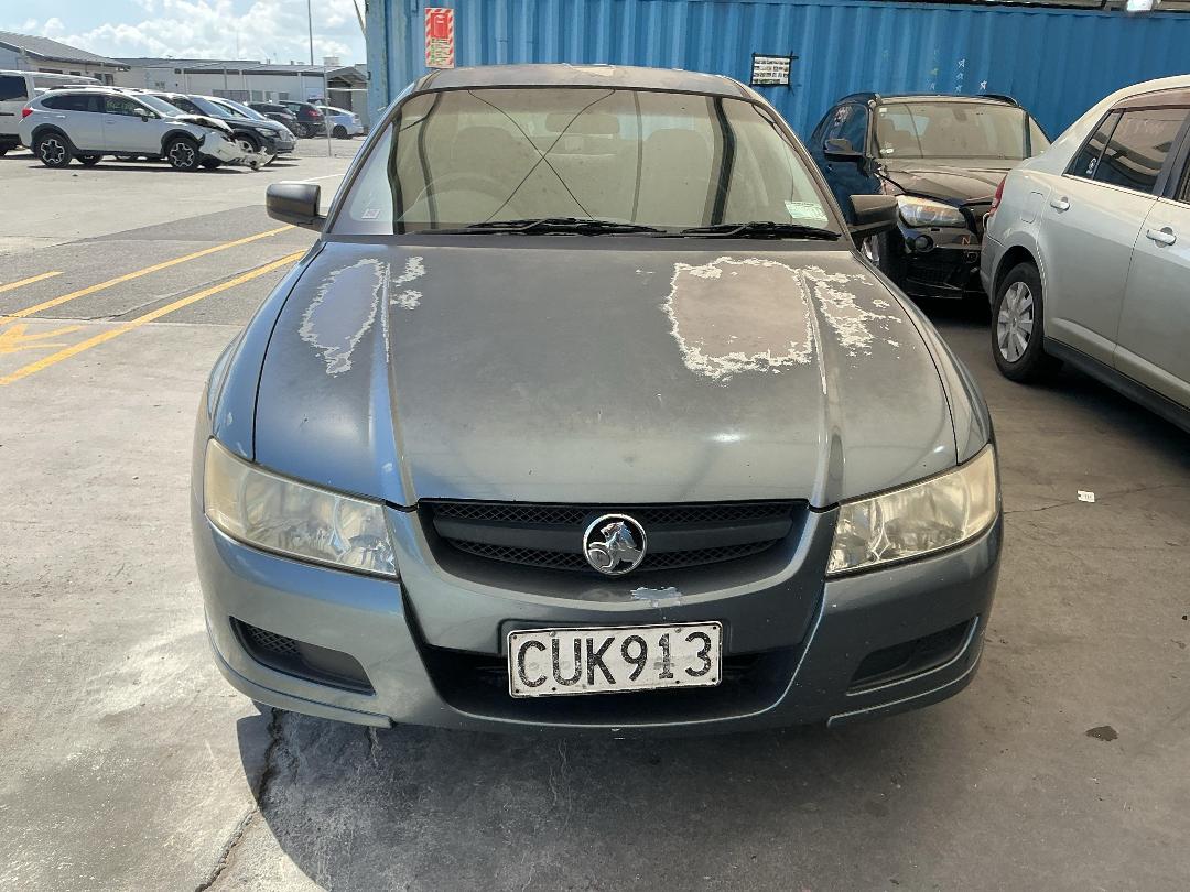 Photo '2' of Holden Commodore Exec