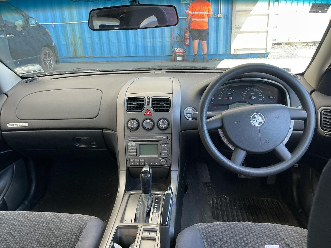 Photo '13' of Holden Commodore Exec