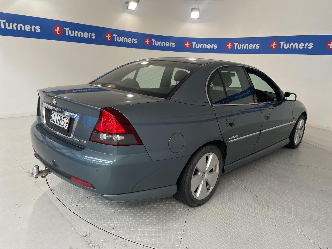 Photo '7' of Holden Commodore Photo '7' of Holden Commodore