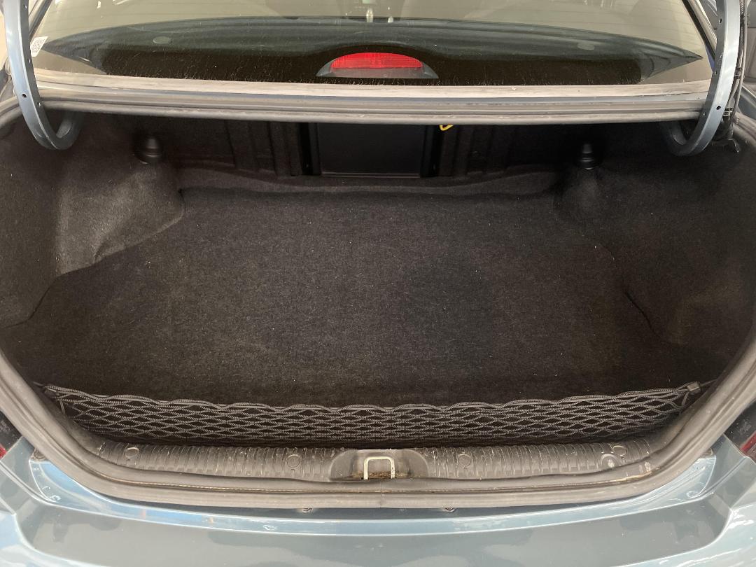 Photo '14' of Holden Commodore Photo '14' of Holden Commodore