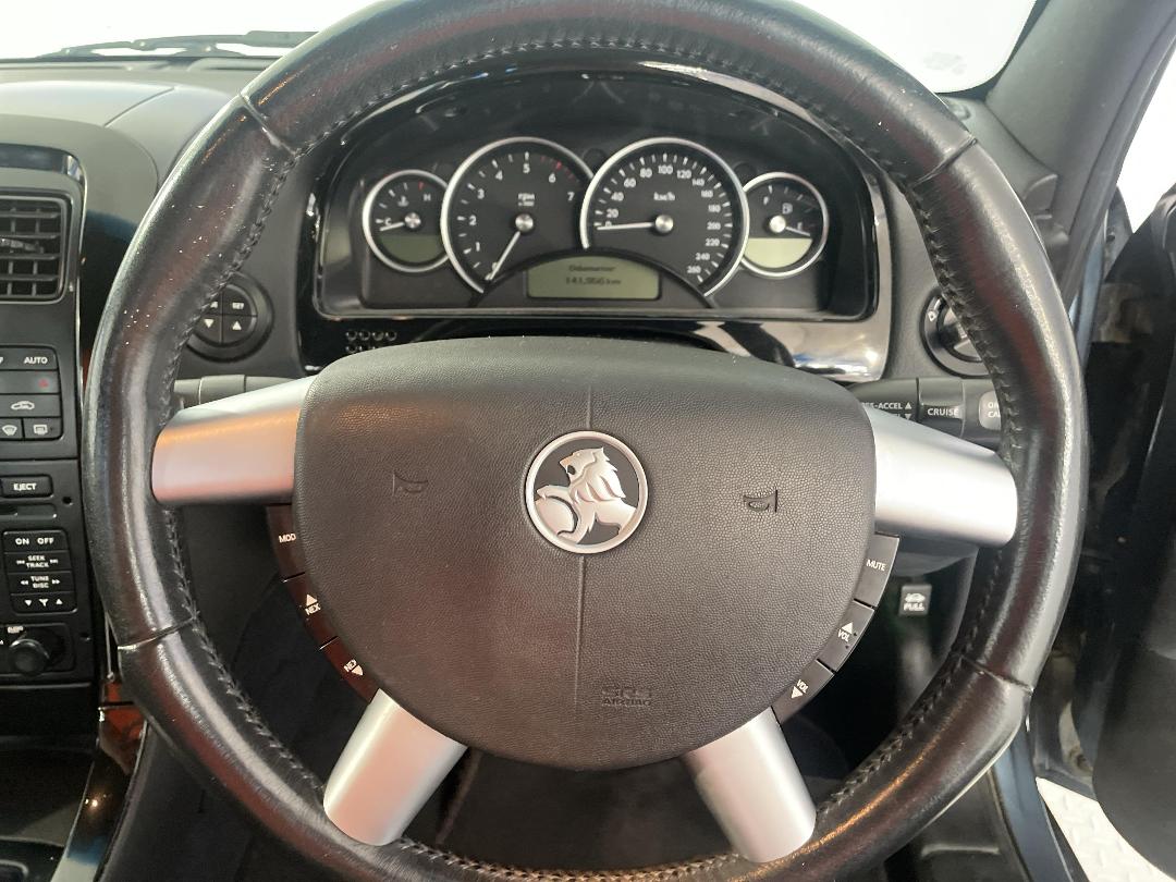 Photo '27' of Holden Commodore Photo '27' of Holden Commodore