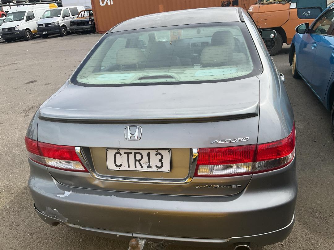 Photo '3' of Honda Accord V6L Photo '3' of Honda Accord V6L