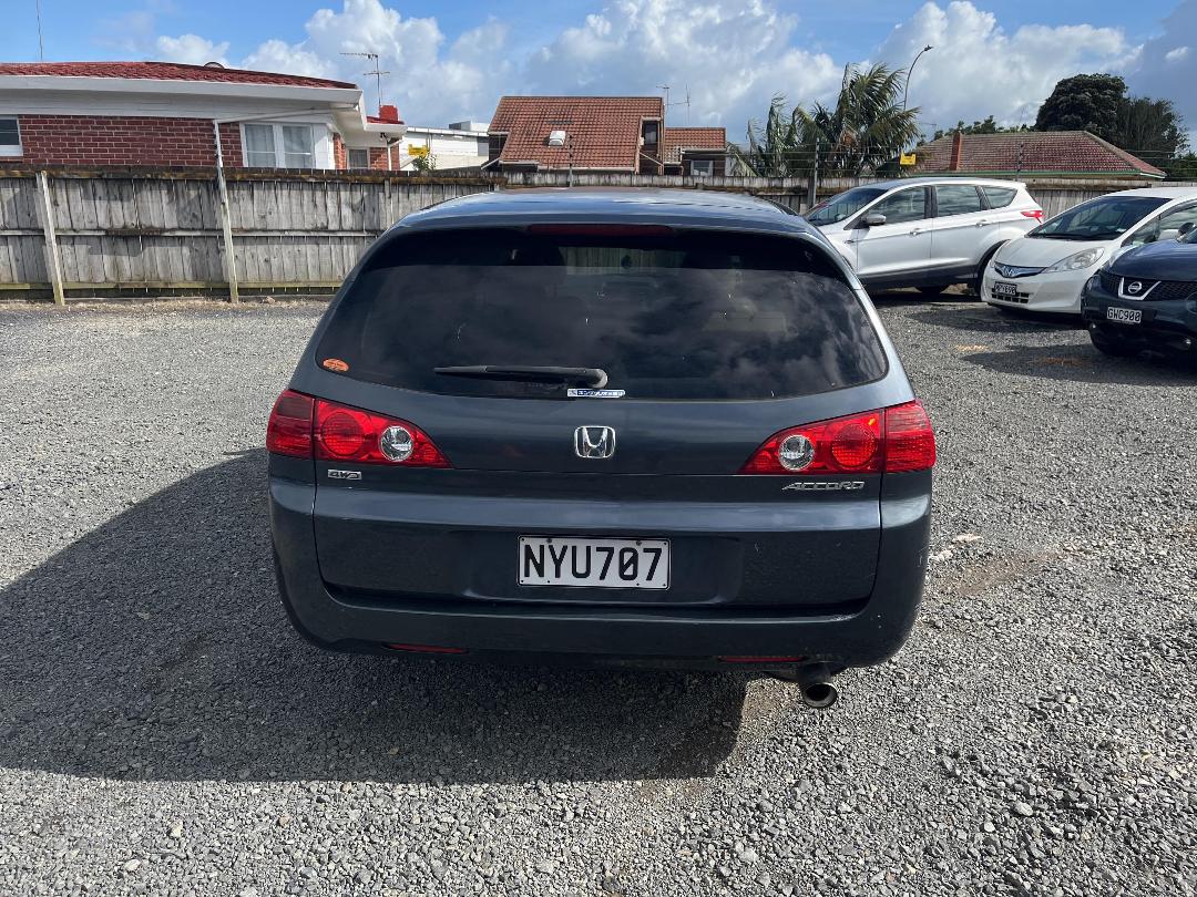 Photo '5' of Honda Accord