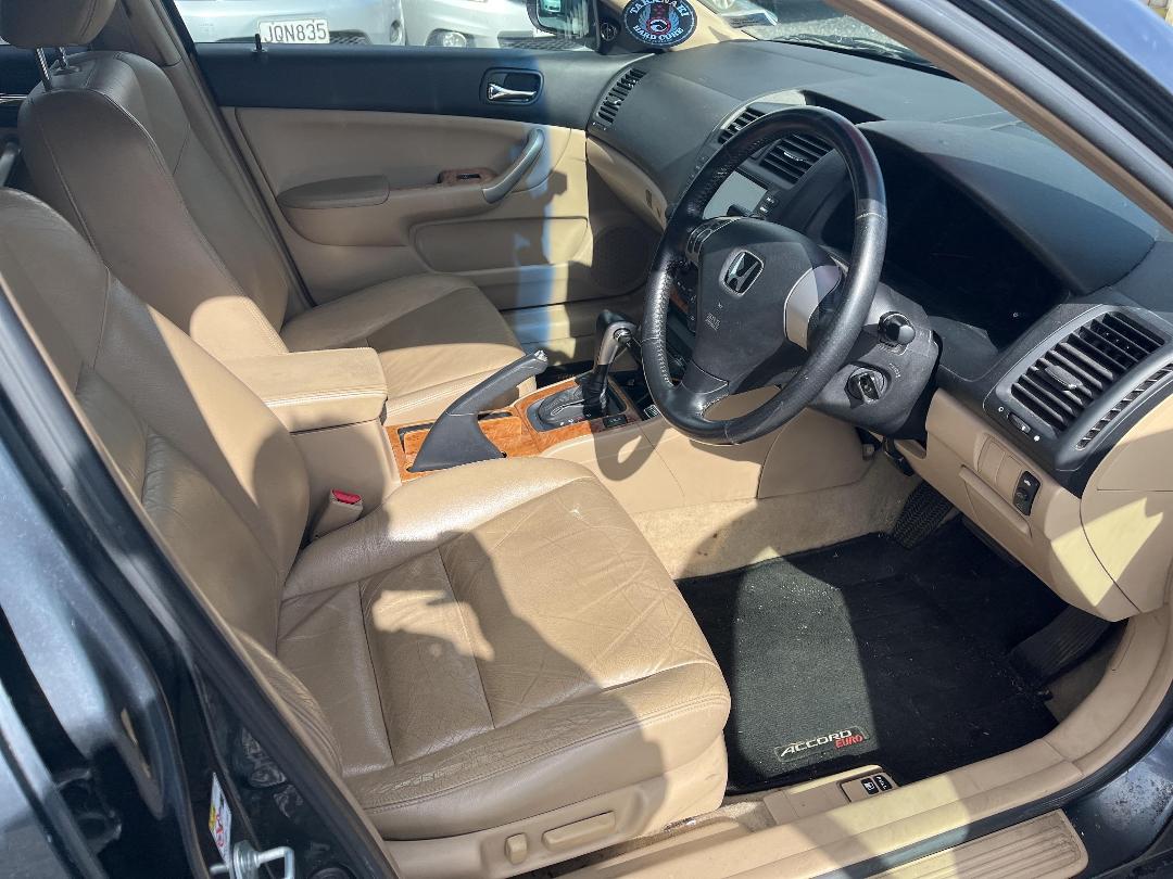 Photo '14' of Honda Accord