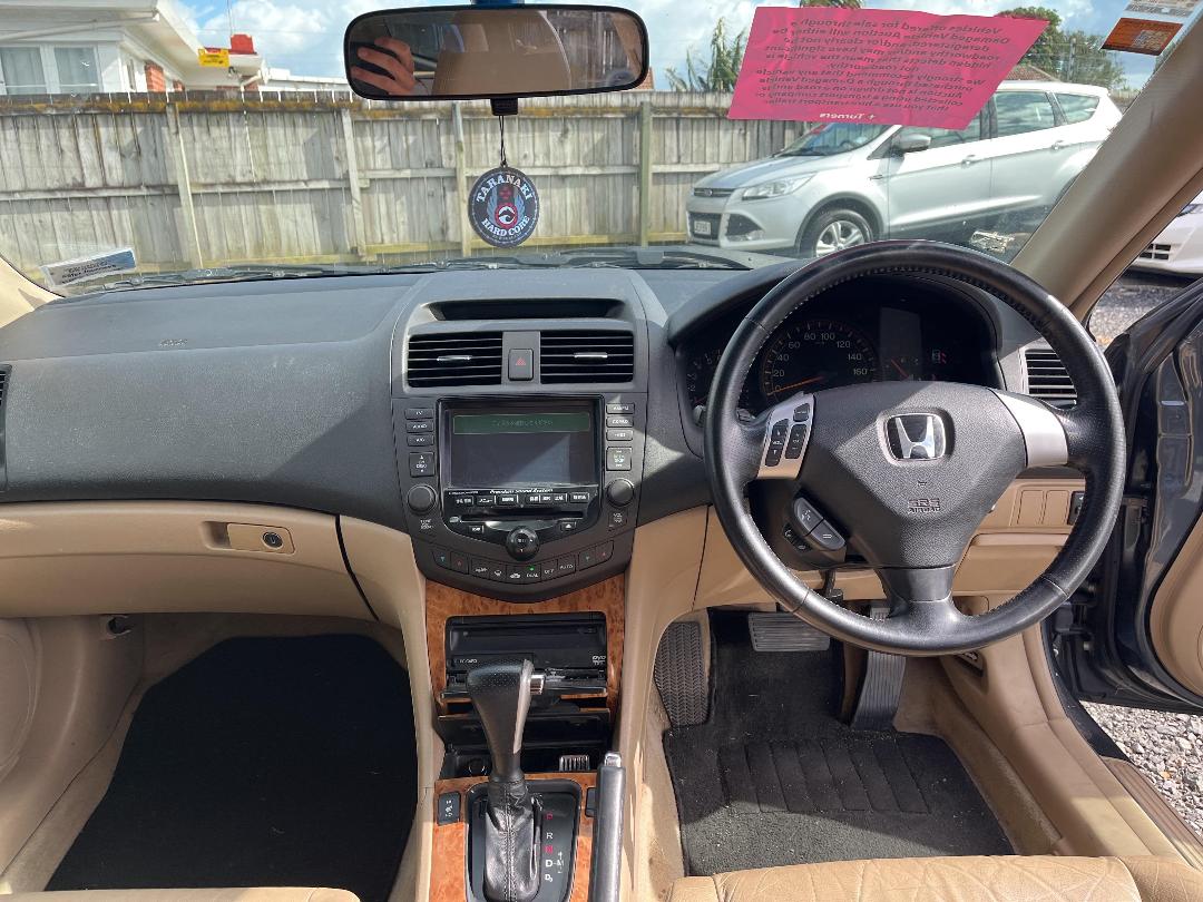 Photo '15' of Honda Accord