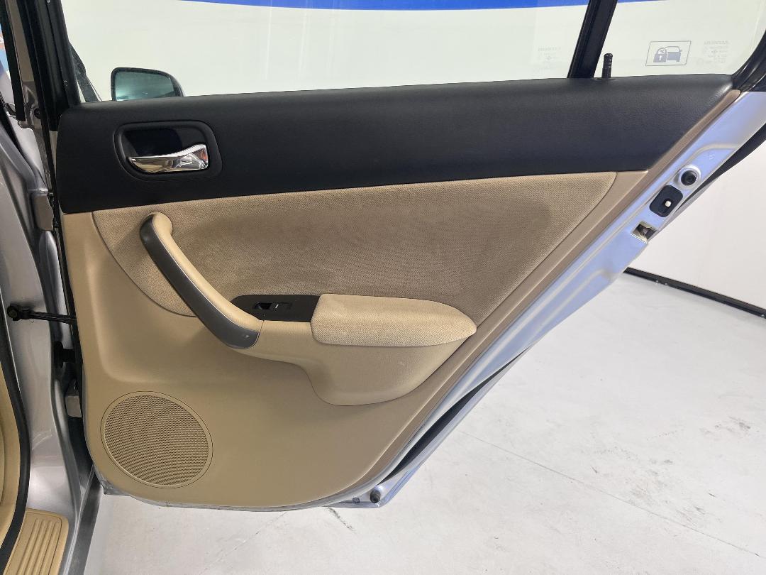 Photo '19' of Honda Accord