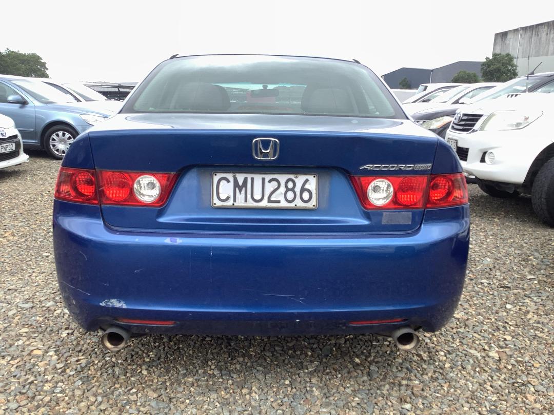 Photo '4' of Honda Accord Euro Photo '4' of Honda Accord Euro