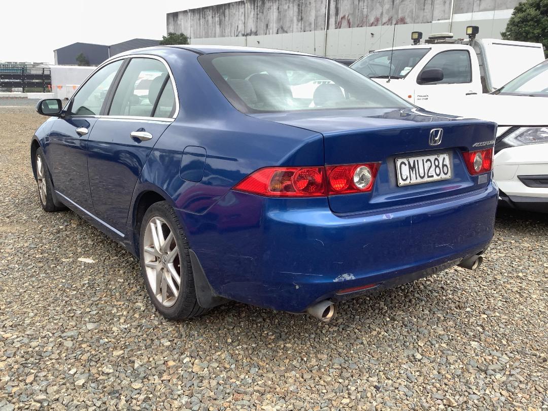 Photo '6' of Honda Accord Euro Photo '6' of Honda Accord Euro