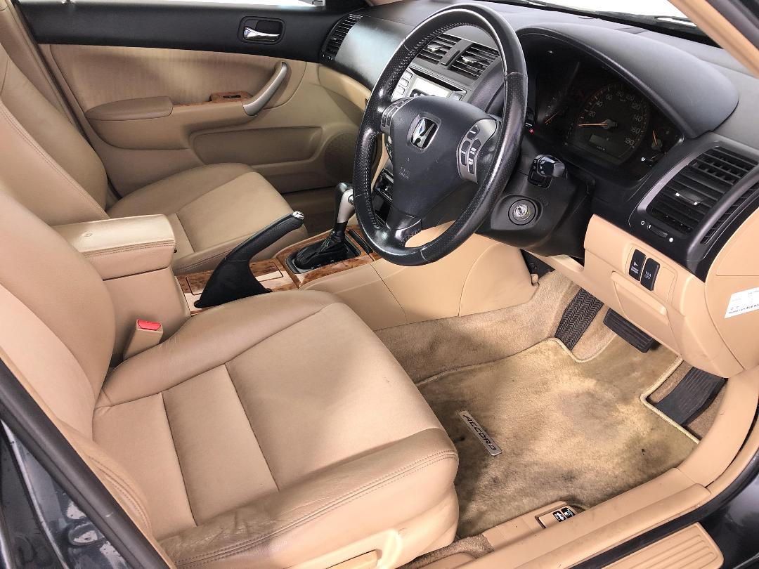 Photo '16' of Honda Accord Photo '16' of Honda Accord