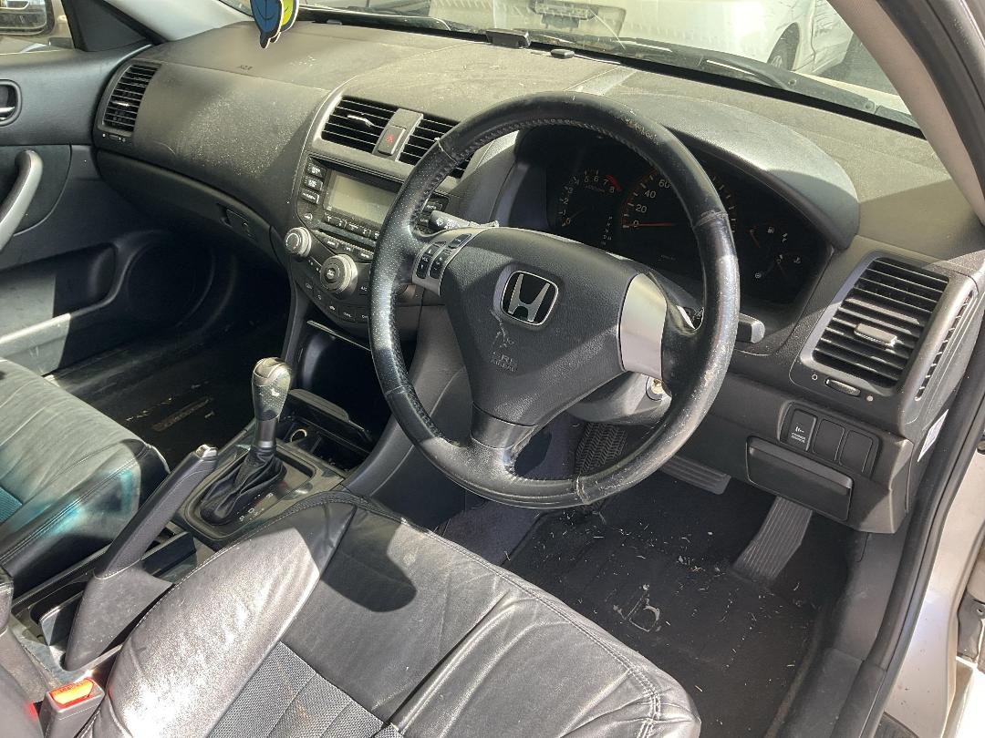 Photo '27' of Honda Accord