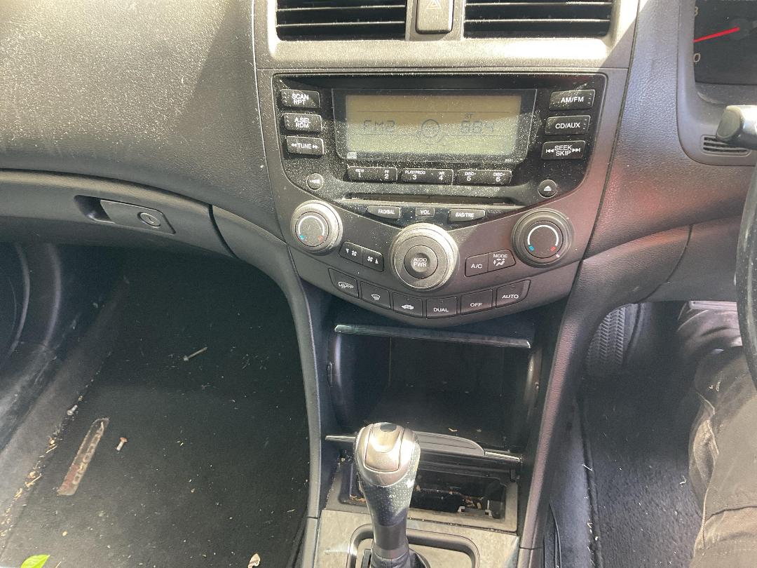 Photo '29' of Honda Accord