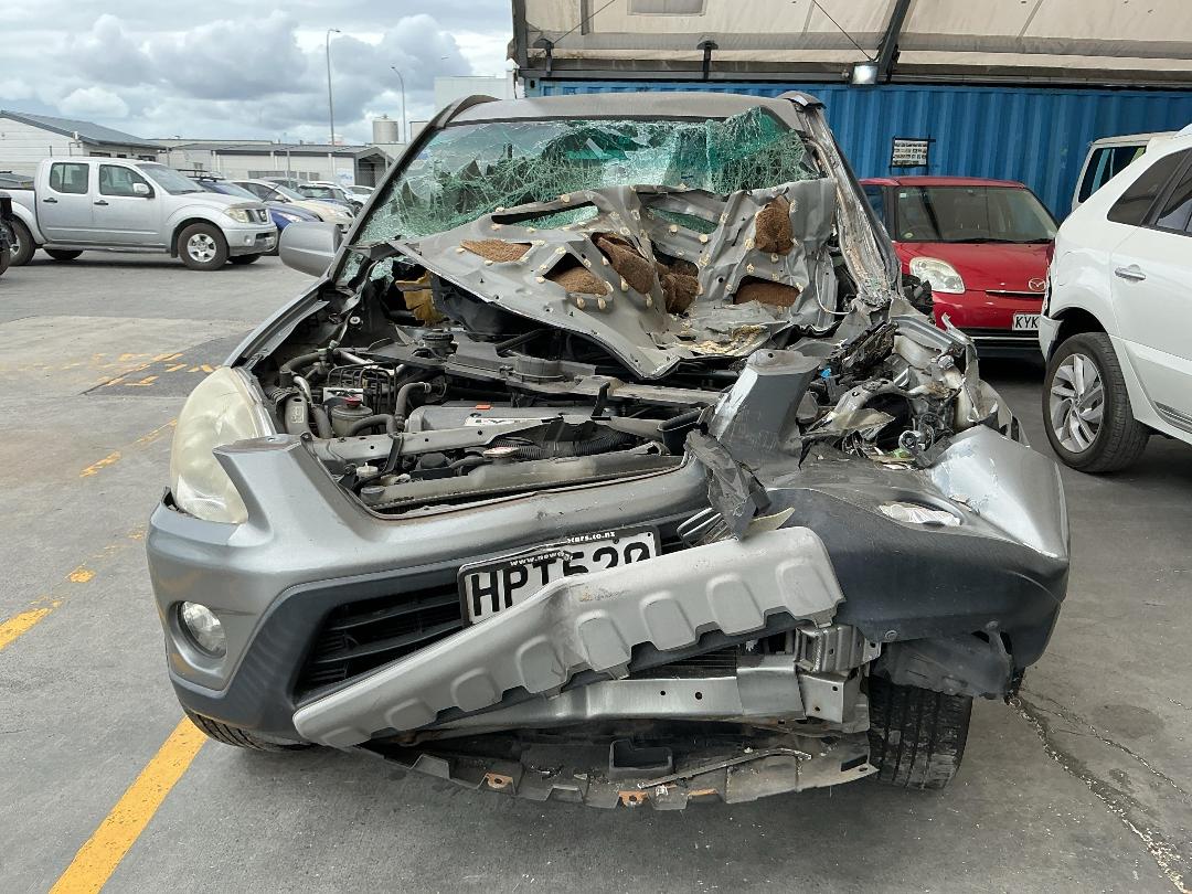 Photo '2' of Honda CRV Photo '2' of Honda CRV